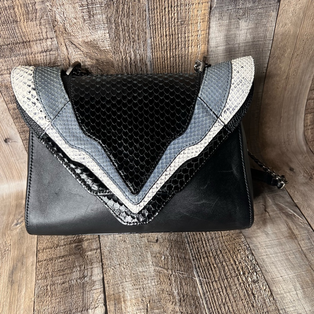 Rouge & Lounge Elegant Black and Gray Women's Crossbody Bag